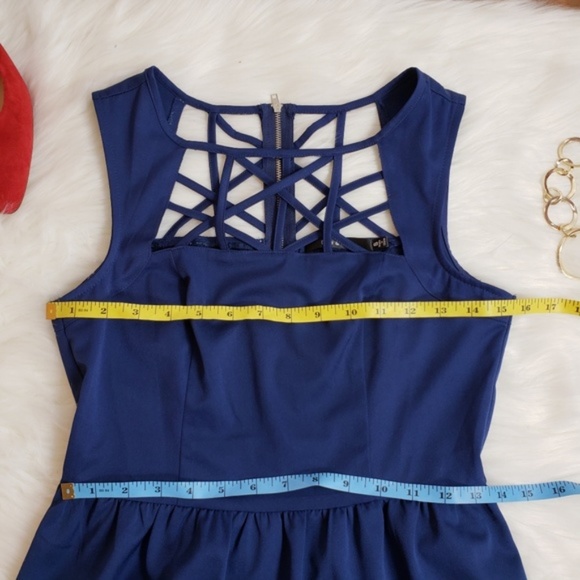 Modcloth Doe &Rae fit & flare CUT OUT navy strappy - Picture 5 of 7